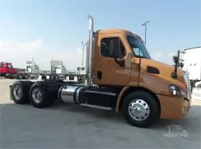 2015 FREIGHTLINER CASCADIA 125